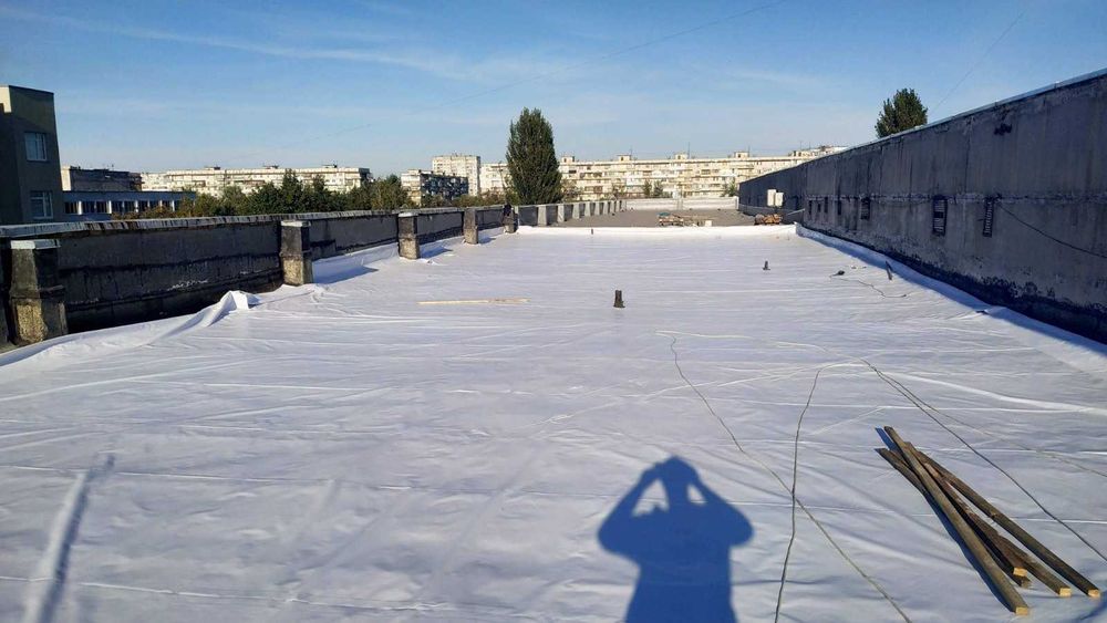 Продам брезент вологостійкий та водостійкий як на грузових автомобілях