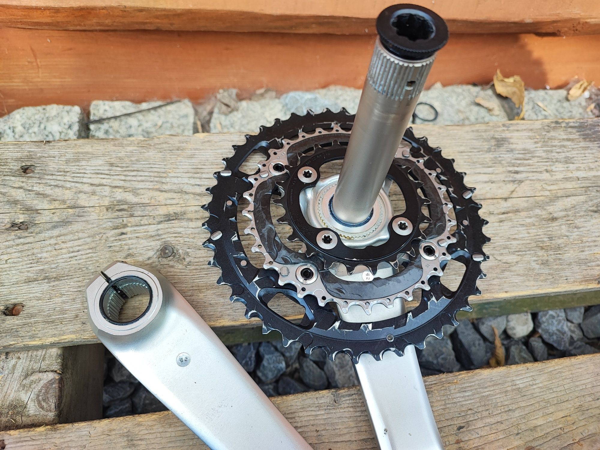 Korba rowerowa Shimano Deore XT M770 175mm Hollowtech 2 Retro MTB
