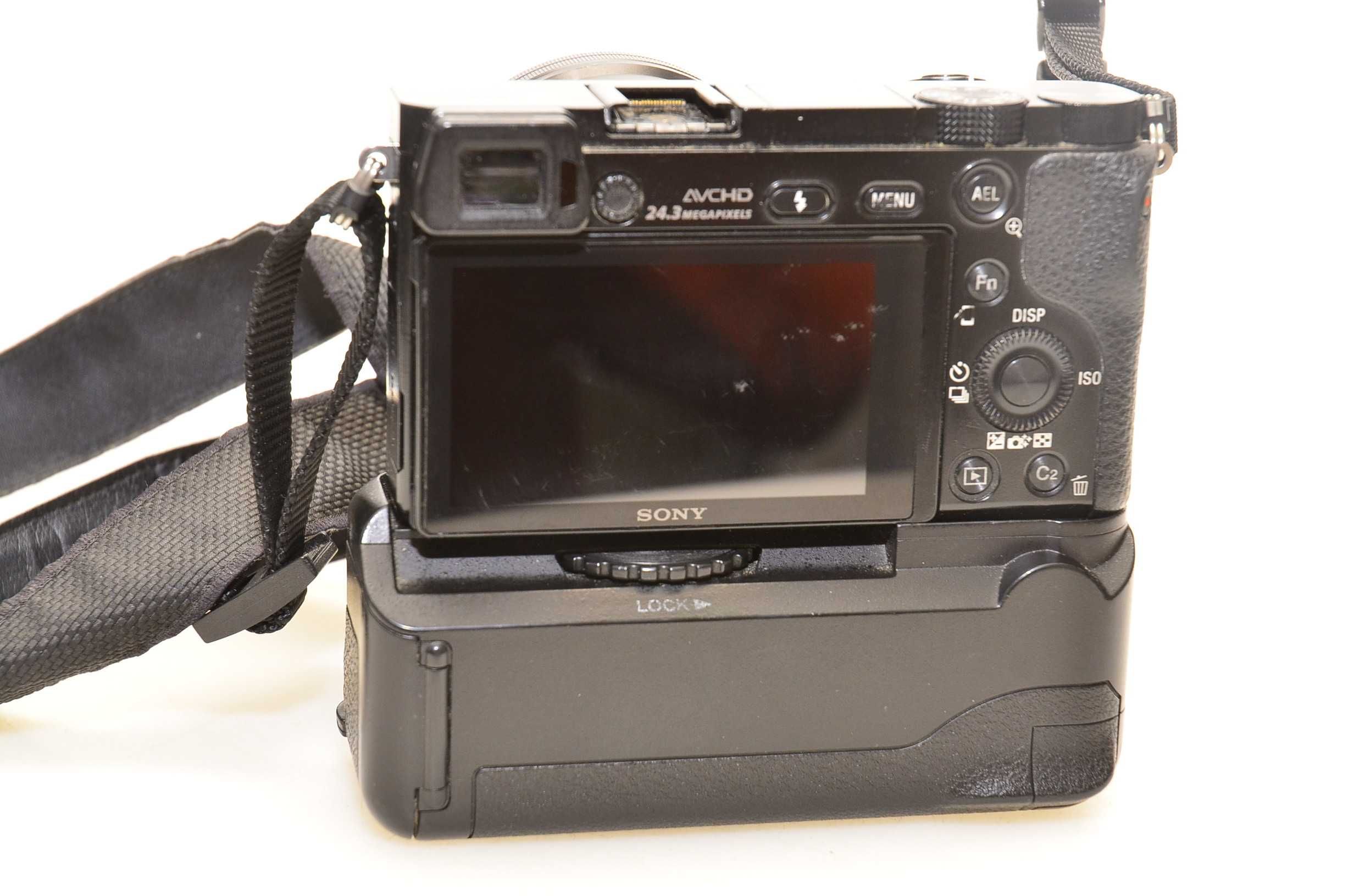 Aparat fotograficzny Sony A6000 korpus + obiektyw 16-50