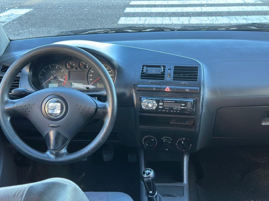 Seat Ibiza 1.0 impecável