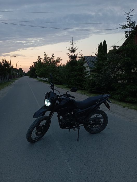 Продам лонсін прус 200, писати,не звонити