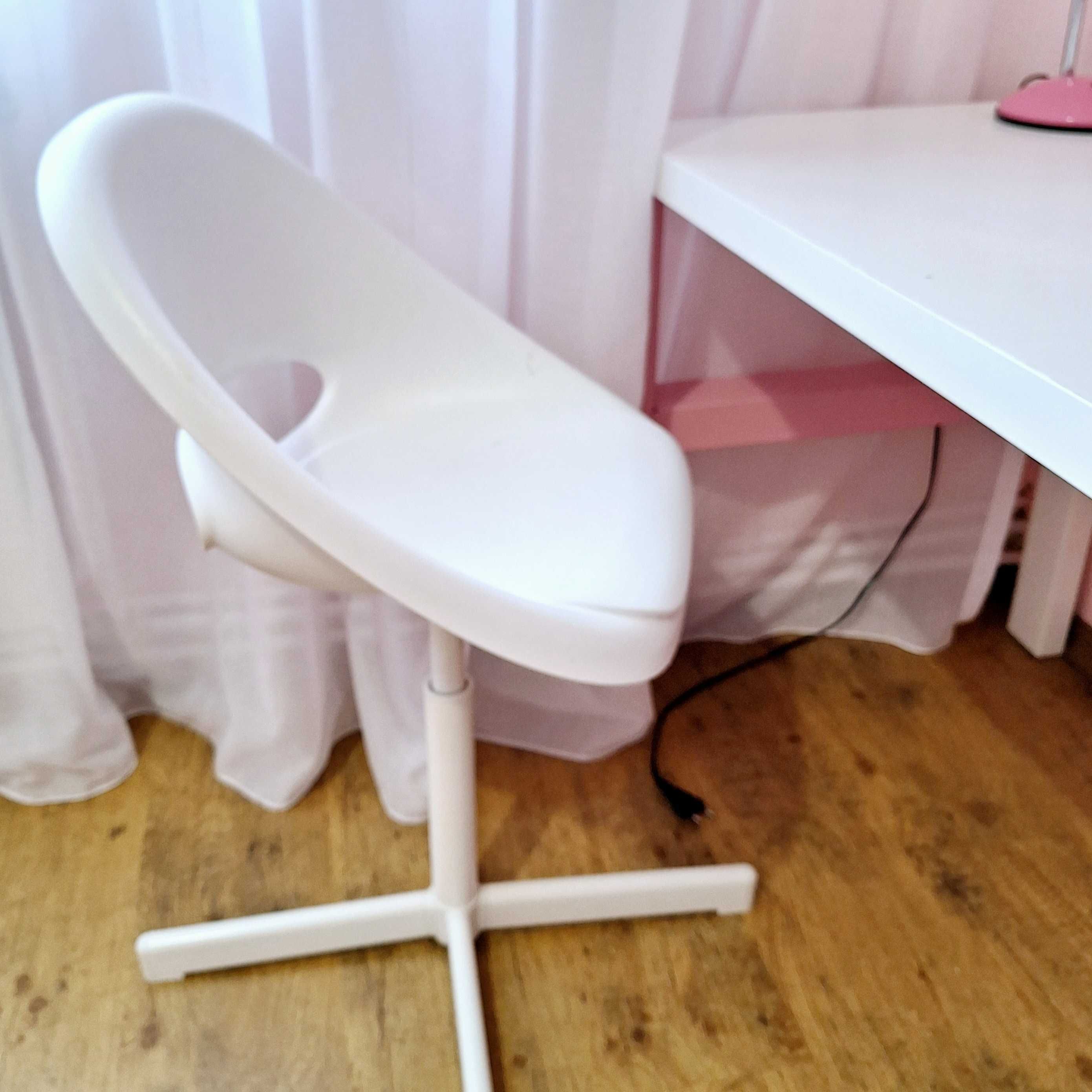 Набір Ikea для дівчинки стіл та стілець