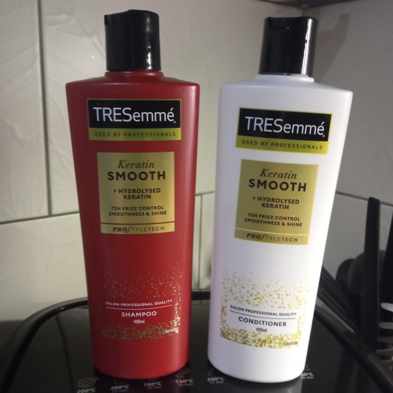 Zestaw Tresemme szampon i odżywka do włosów puszących się 400ml