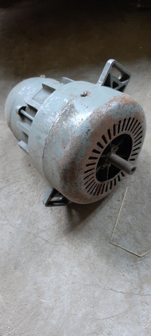 Silnik elektryczny