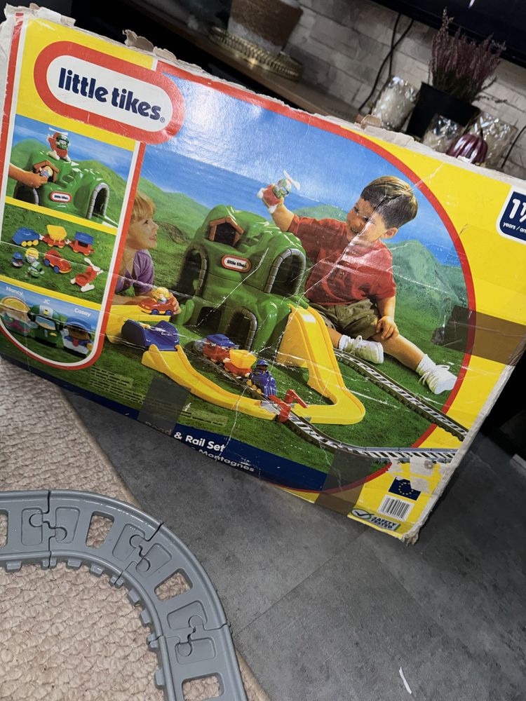 Zjeżdzalnia little tikes
