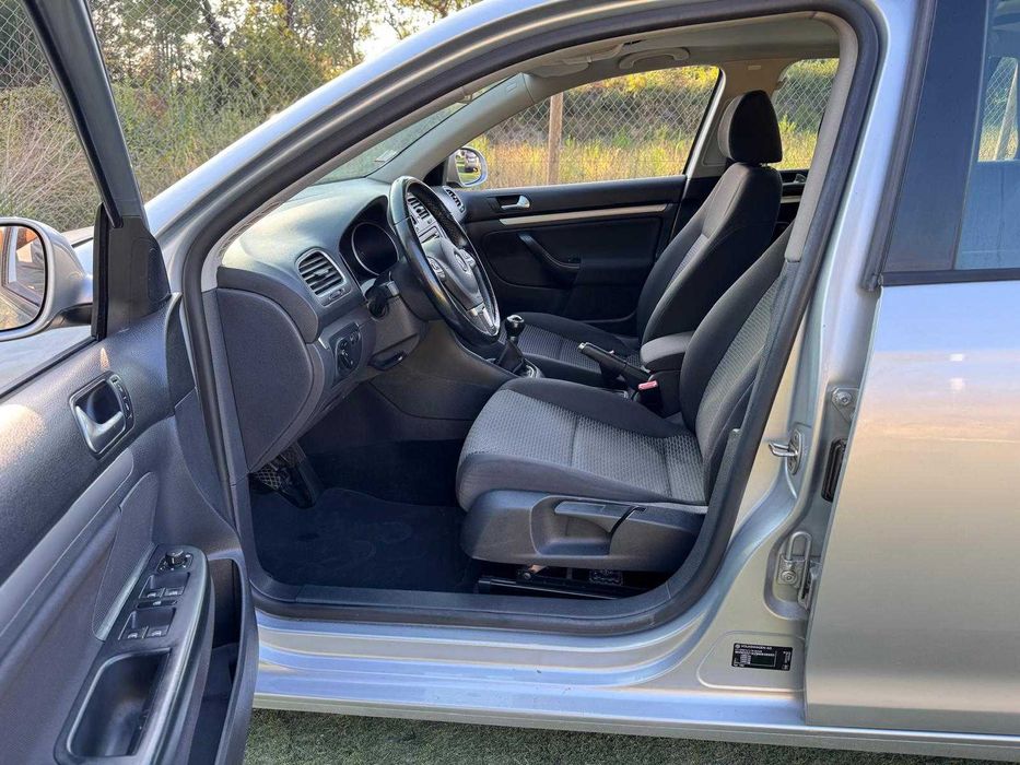 VOLKSWAGEN GOLF VARIANT 1.6 TDI 105CV
