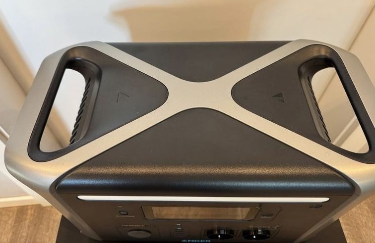 Anker 757 Portable Power Station – 1229 Вт·год