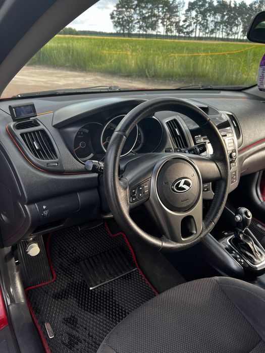 Kia Cerato Koup 1.6 2012 рік