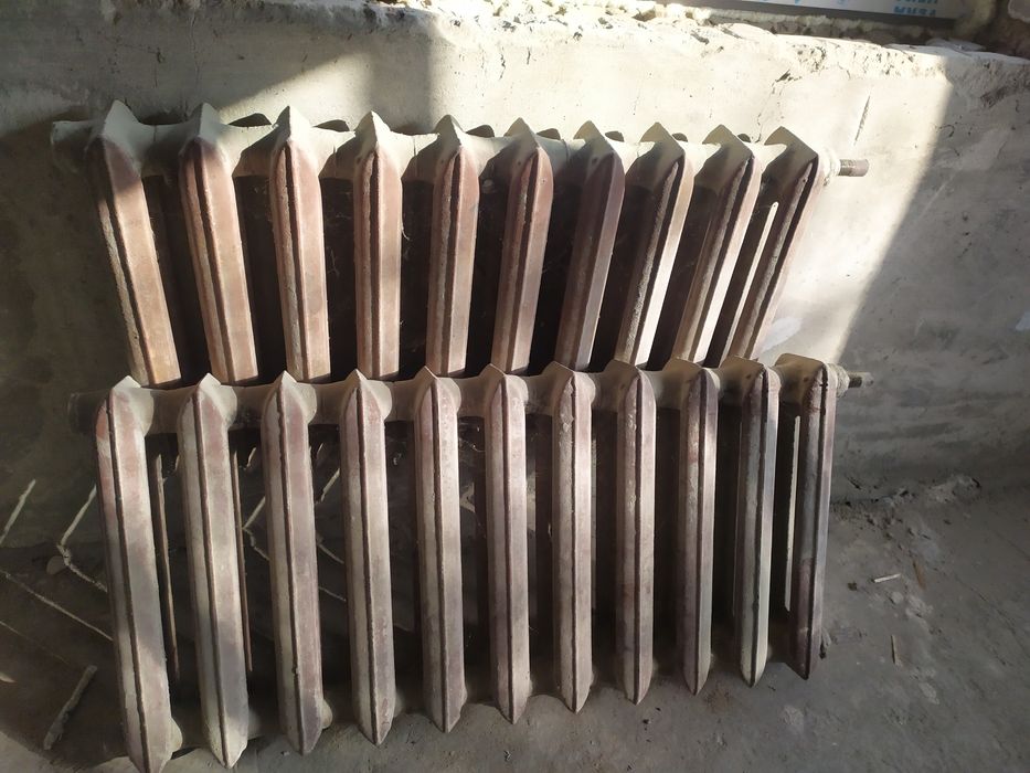 Продам чугунные радиаторы б/у