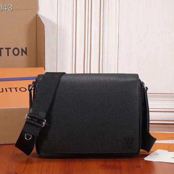 Чоловіча сумка ЛВ Луї Вітон Louis Vuitton слінг шкіряна