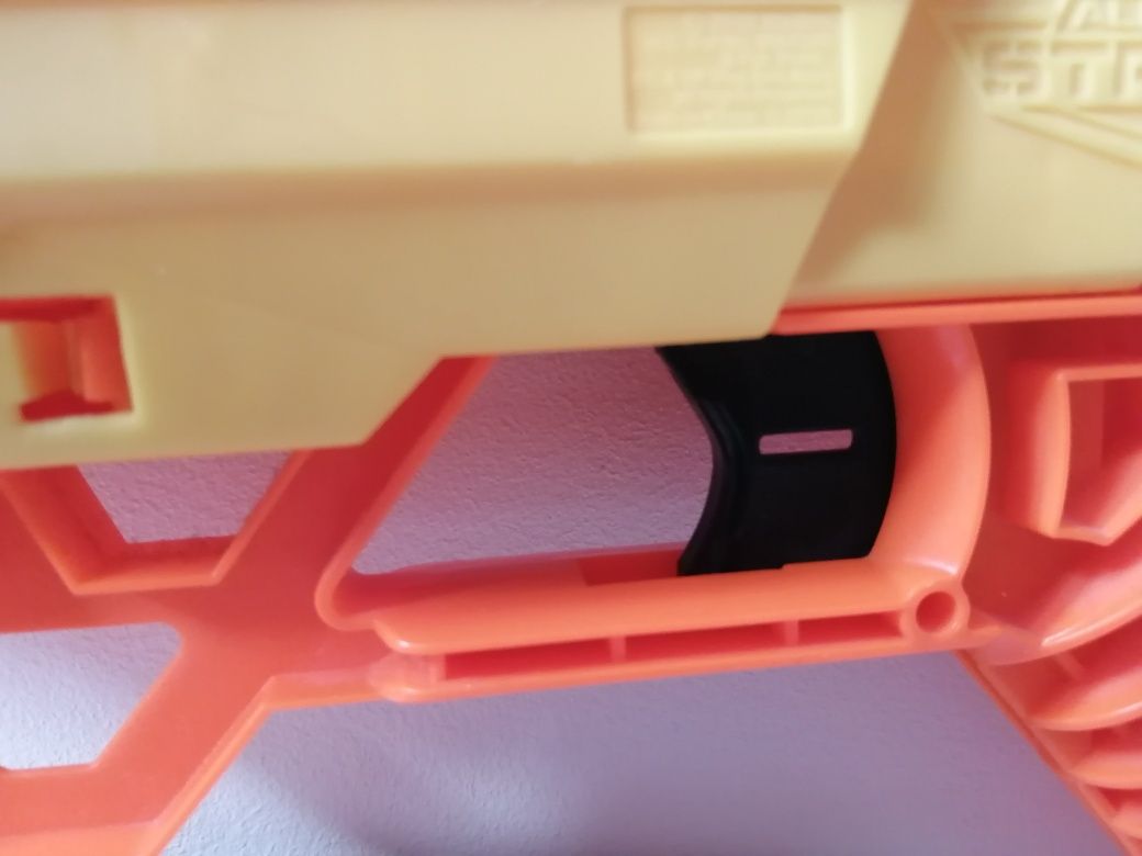 Okazyjny zestaw: strzelba Nerf Alpha Strike z 12 nabojami