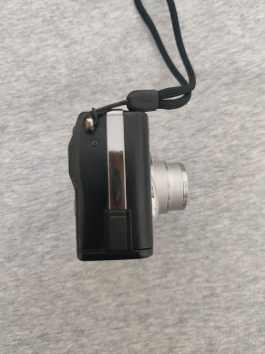 Sony Cyber-shot DSC-W17 Black Aluminum Japan Вінтажний фотоапарат