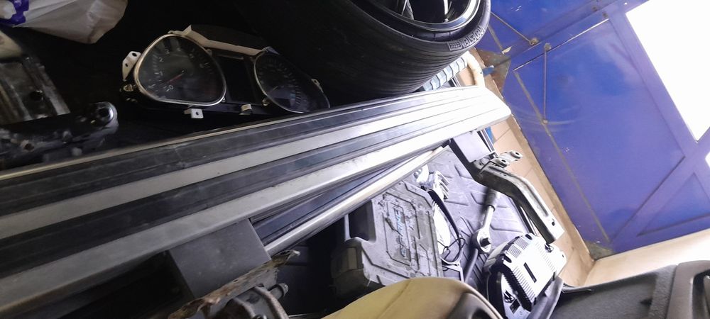 Пороги, подножки ауді ку7  5000грн
