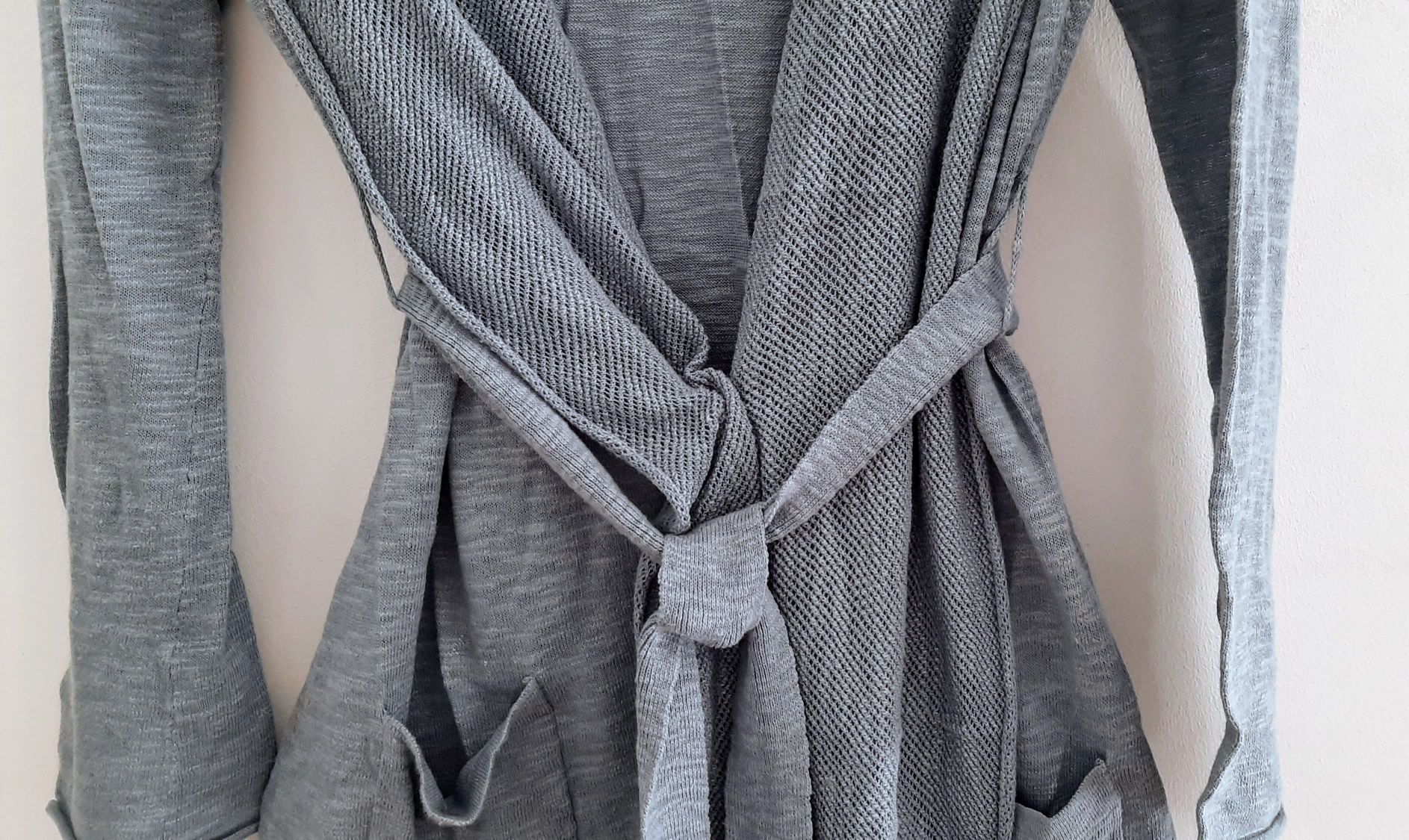 Cardigan 3/4, com cinto, tam. S, H&M