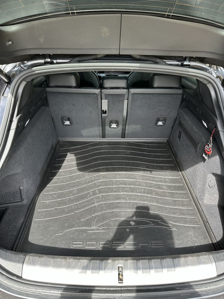 Porsche Taycan 4S Cross Turismo Performance Plus