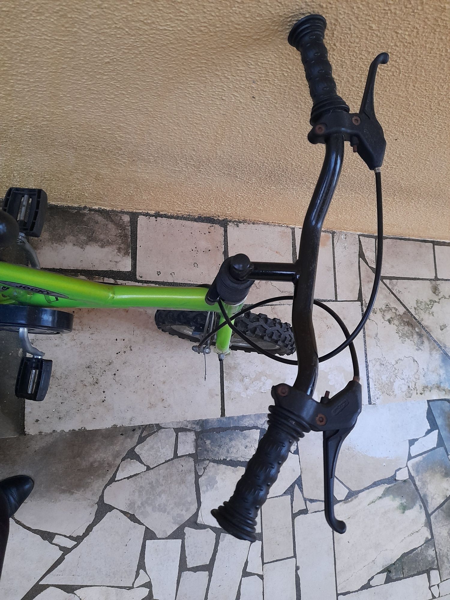 Bicicleta verde de criança 3-7