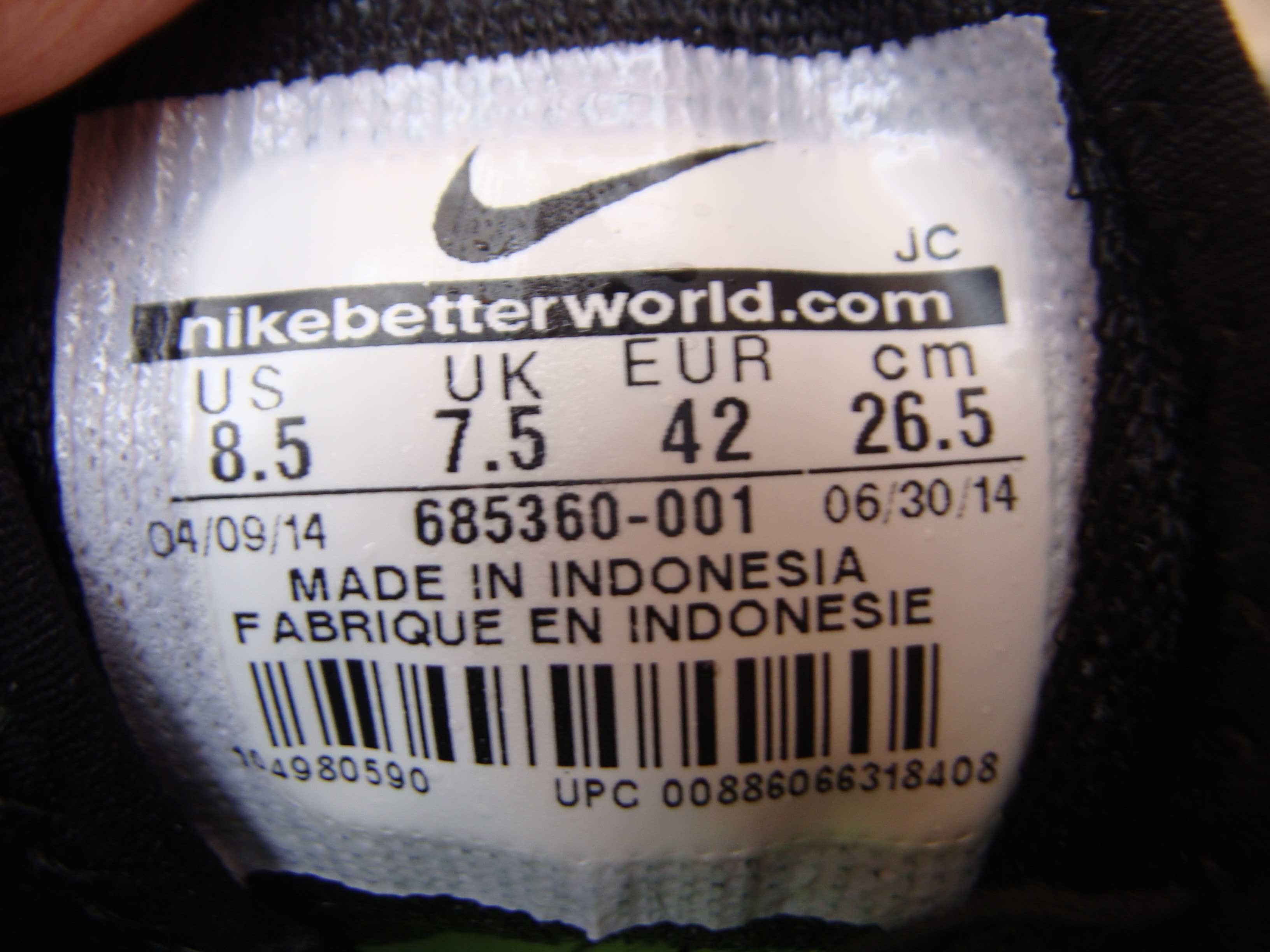 41/26 см Nike кроссовки сороконожки футзалки оригинал
