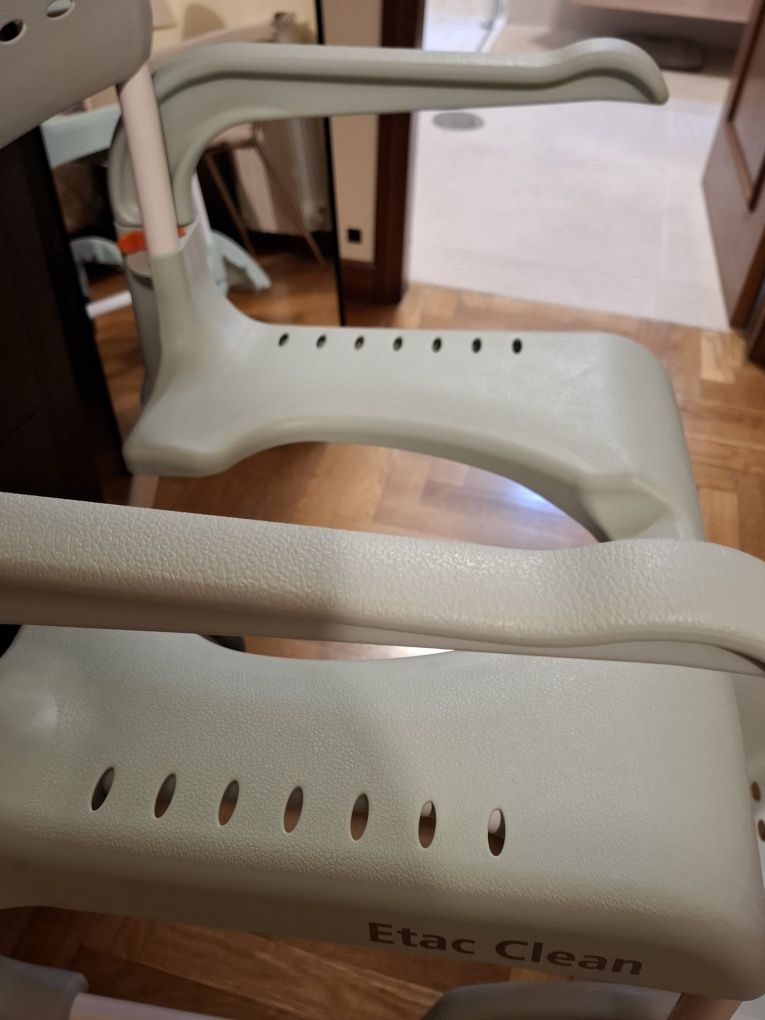 Cadeira Sanitária e Banho com rodas - ETAC CLEAN NOVA