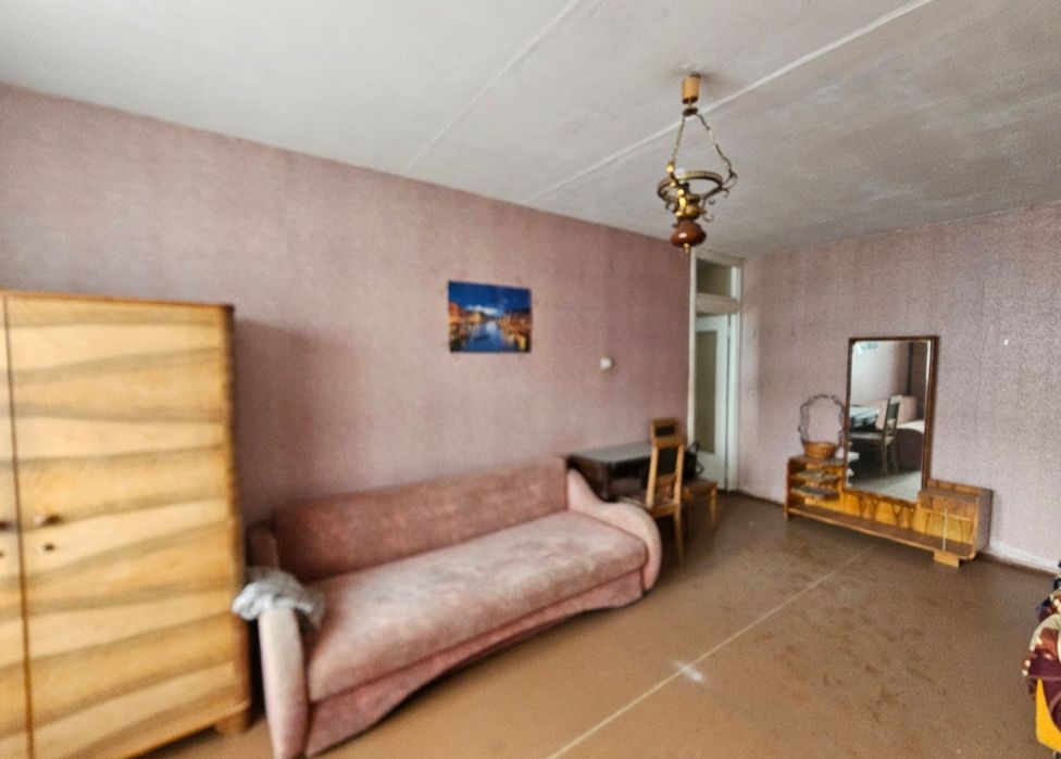 Продам 1-к.кв, Валентиновская,62