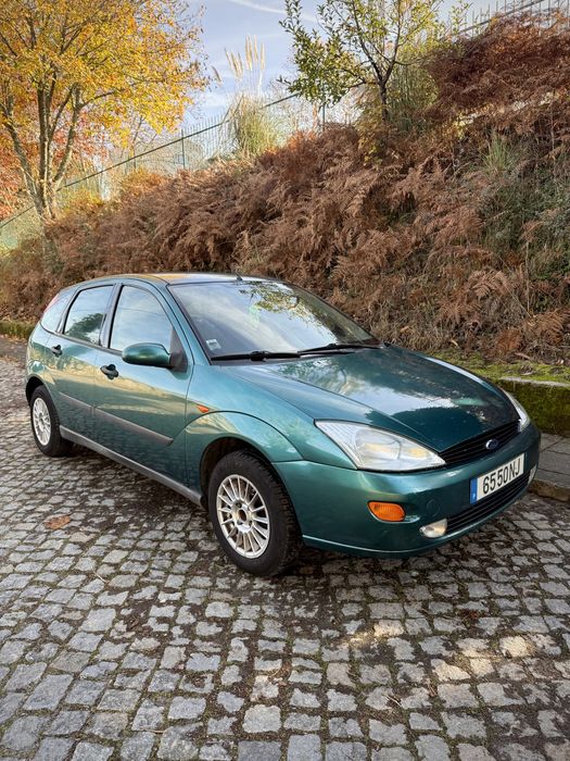 Ford Focus 1.4 Z-Tec Impecável