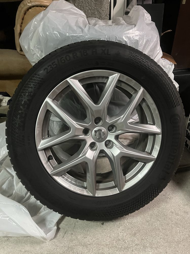 Jantes e Pneus 18” originais Volvo XC60