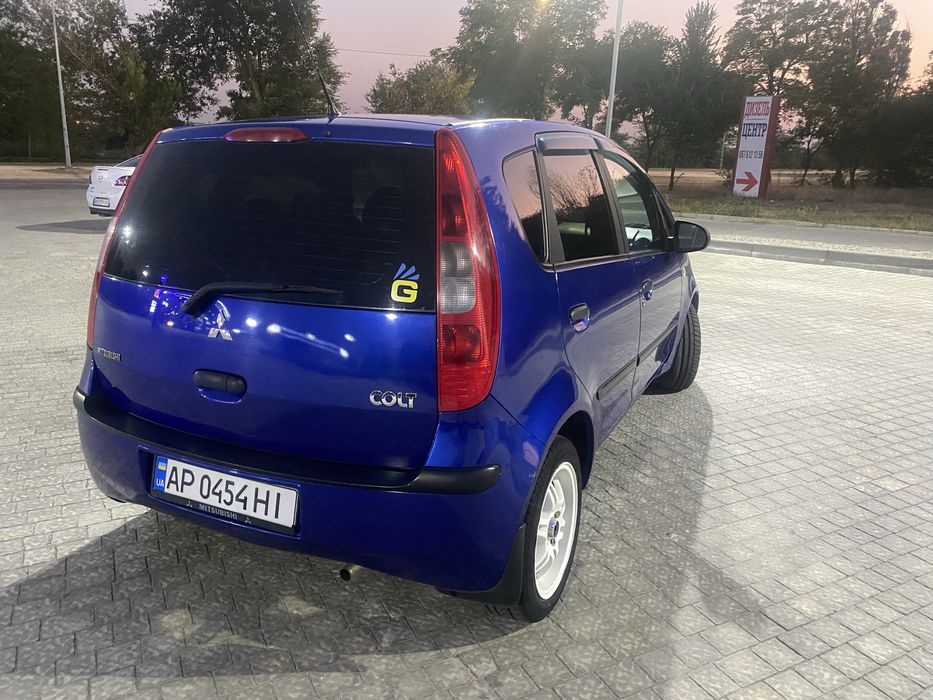Продам Mitsubishi COLT