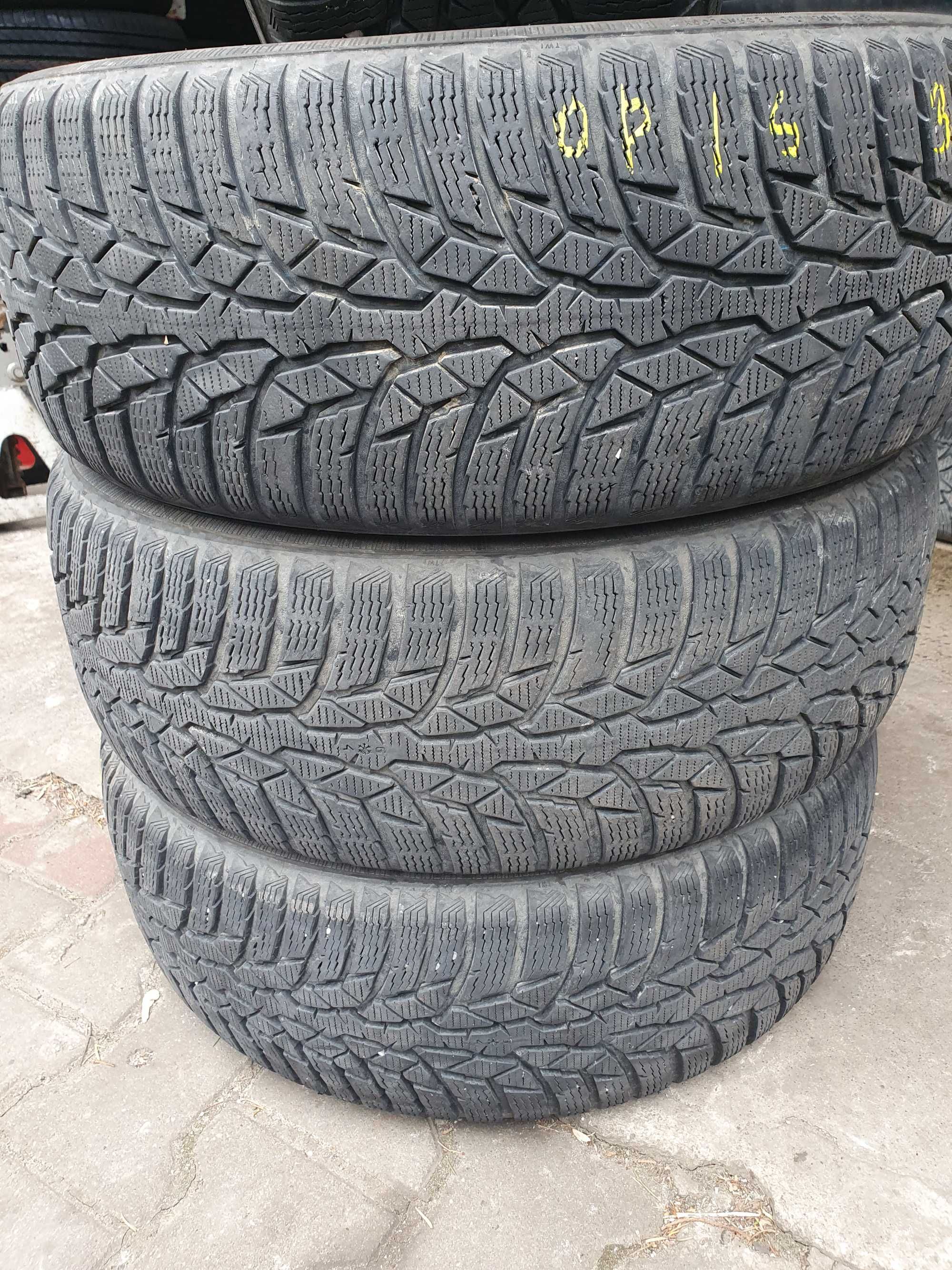 Opony zimowe 215/60/16 Nokian 4szt