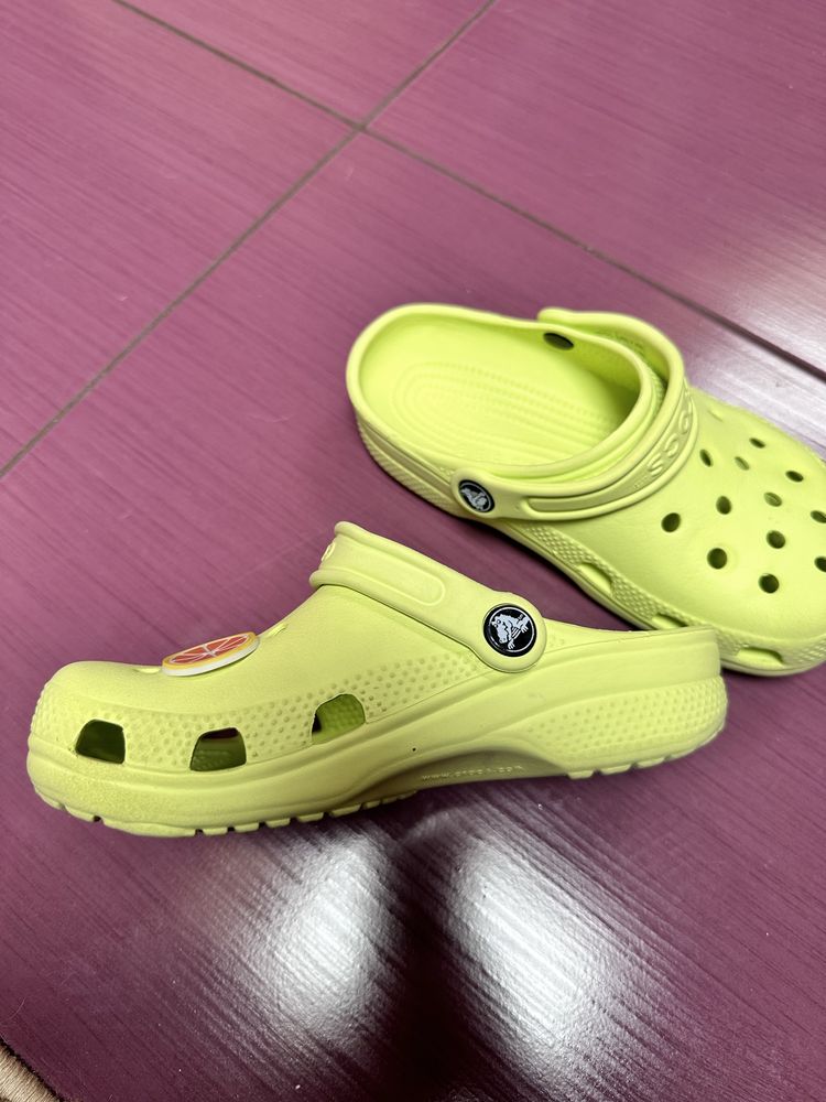 Crocs J1 32-33 розмір