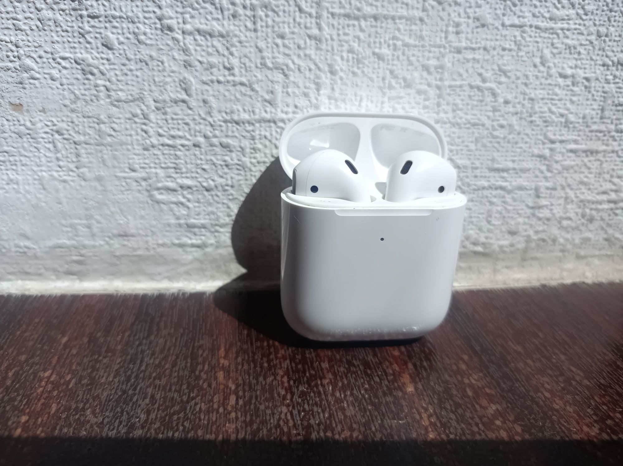 Apple AirPots 2 original с кейсом