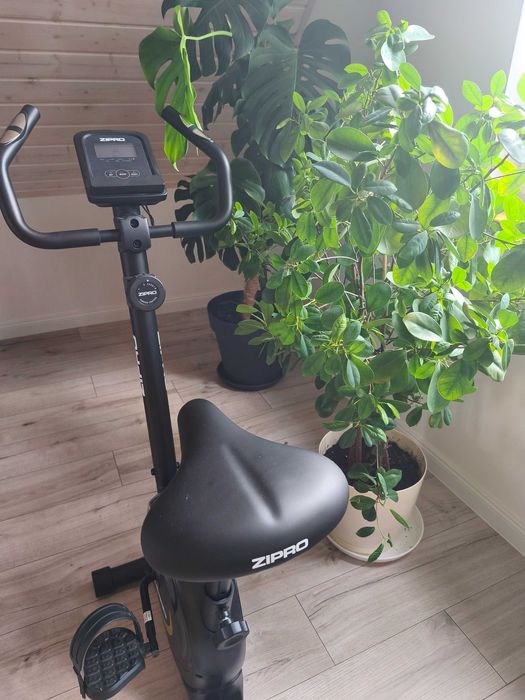 Rowerek stacjonarny używany kilka razy