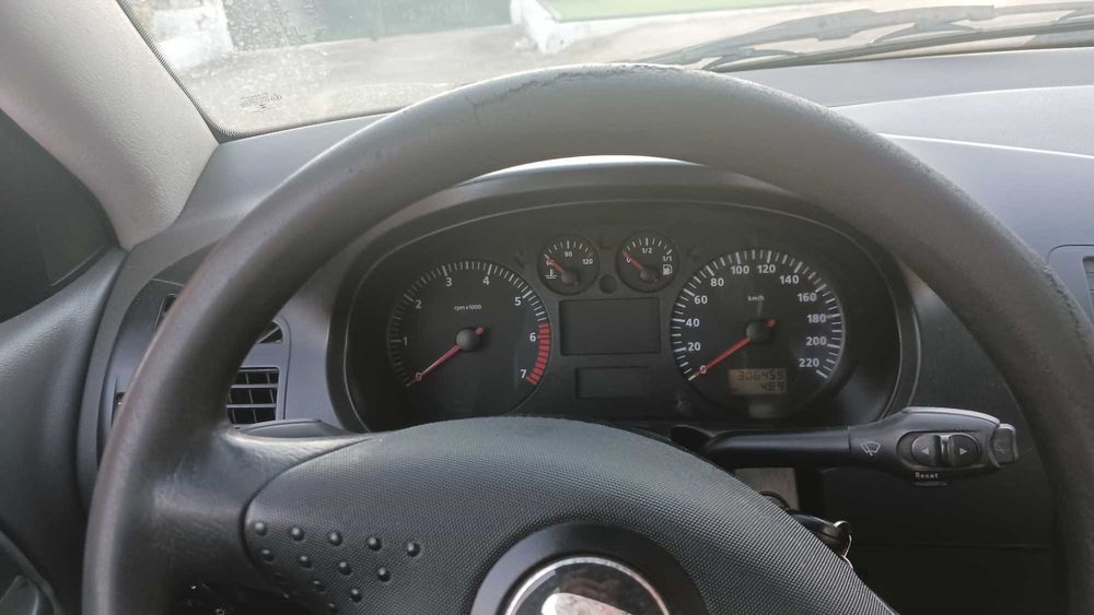 Seat ibiza II 1.4 16V