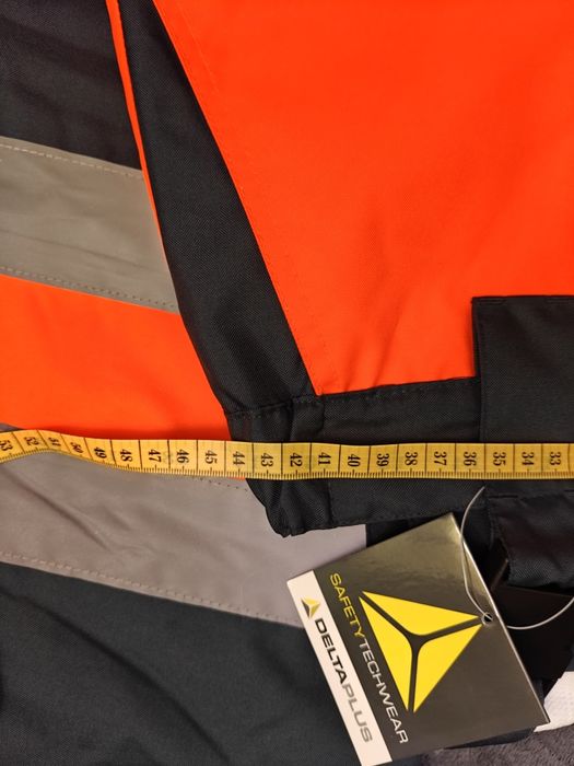 Spodnie robocze ogrodniczki ocieplane Delta Plus roz.L