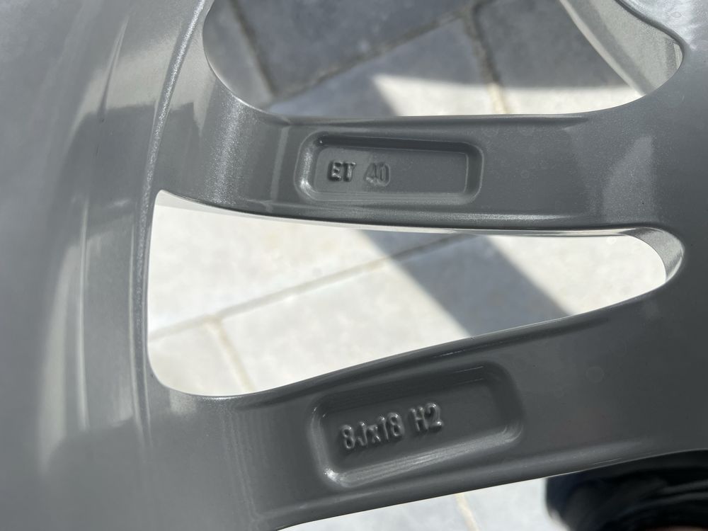Диски 18R 5x112 8J ET40 Dia 66.6x57.1 Audi Skoda Seat Mercedes VW