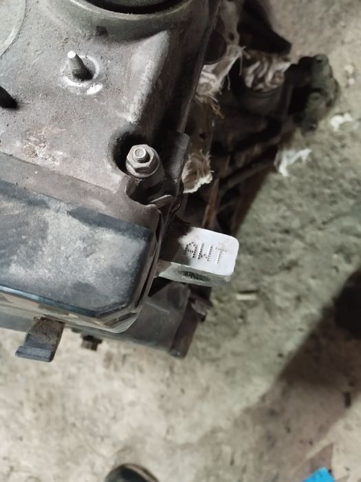 Двигун 1.8 AWT ФОЛЬКСВАГЕН пассат В5