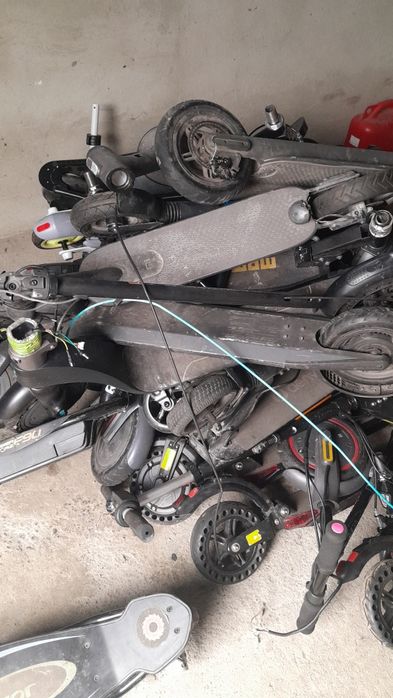 Рами до електросамокатів