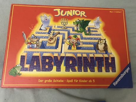Обменяю игру LABYRINTH JUNIOR на другую интересную настольную игру