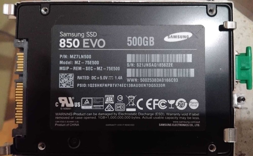 Portátil HP Zbook 15 (não liga)