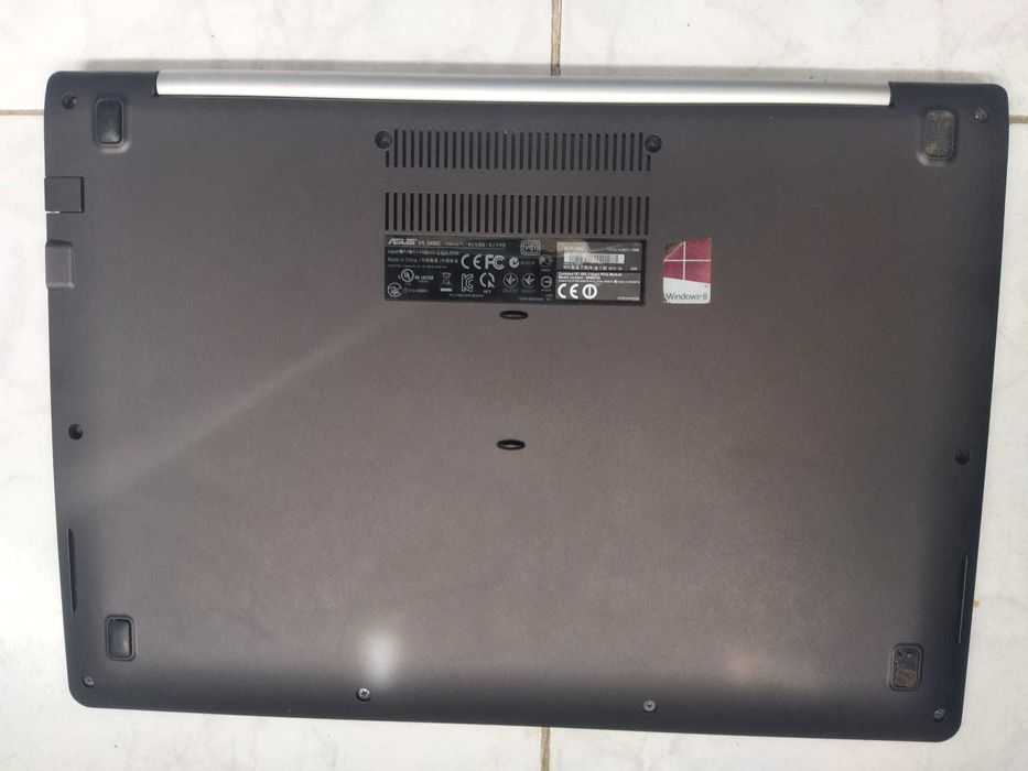 Portátil ASUS Modelo S400C