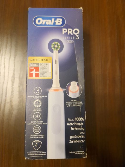 Elektryczna szczoteczka Oral-B Pro3000