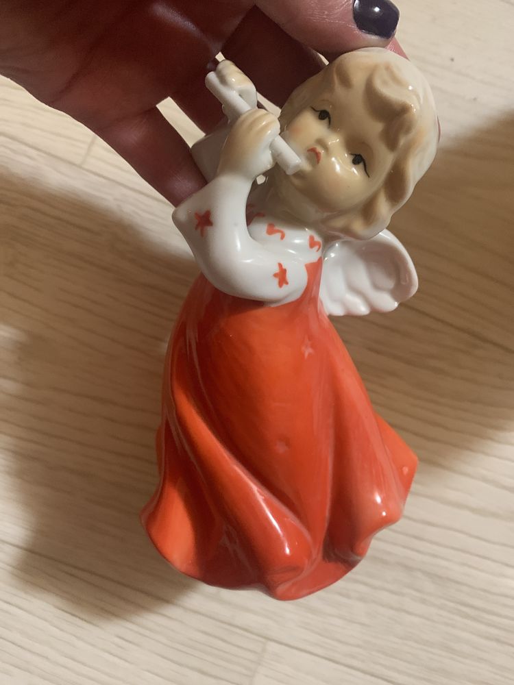 Статуетка машинка игрушка
