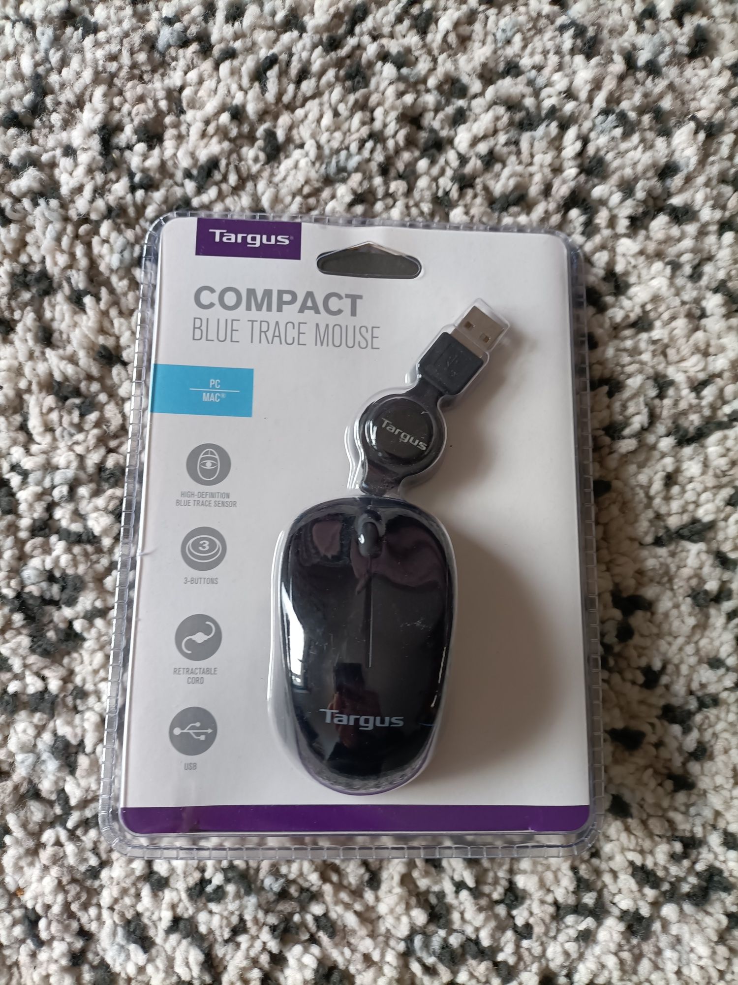 Vendo Rato Computador 
Novo, na embalagem.
Qualquer dúvida e/ou questã
