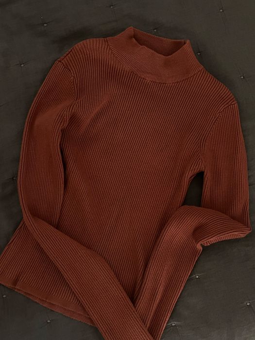 Кофта , тепла , коричнева