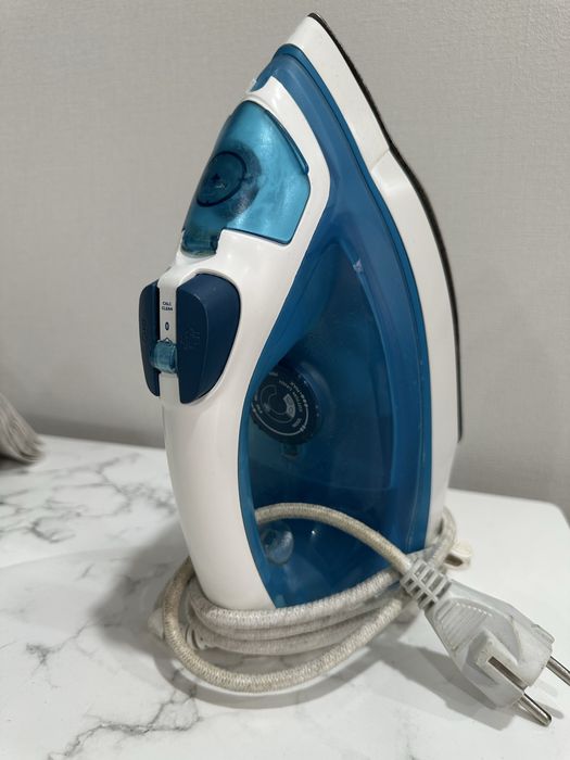 Утюг Philips Powerlife 2000w 95g