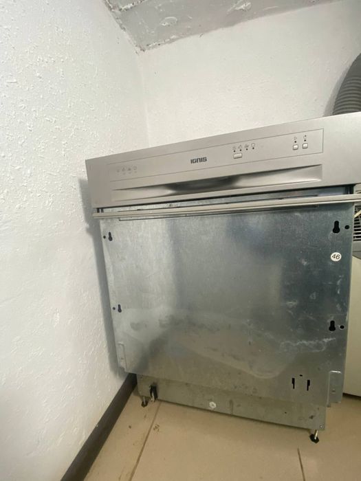 Посудомойна машина