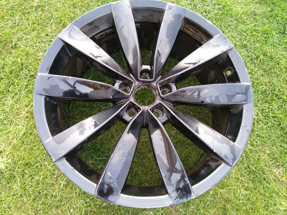 Felga aluminiowa 19 VW Scirocco 1K8  5x112
