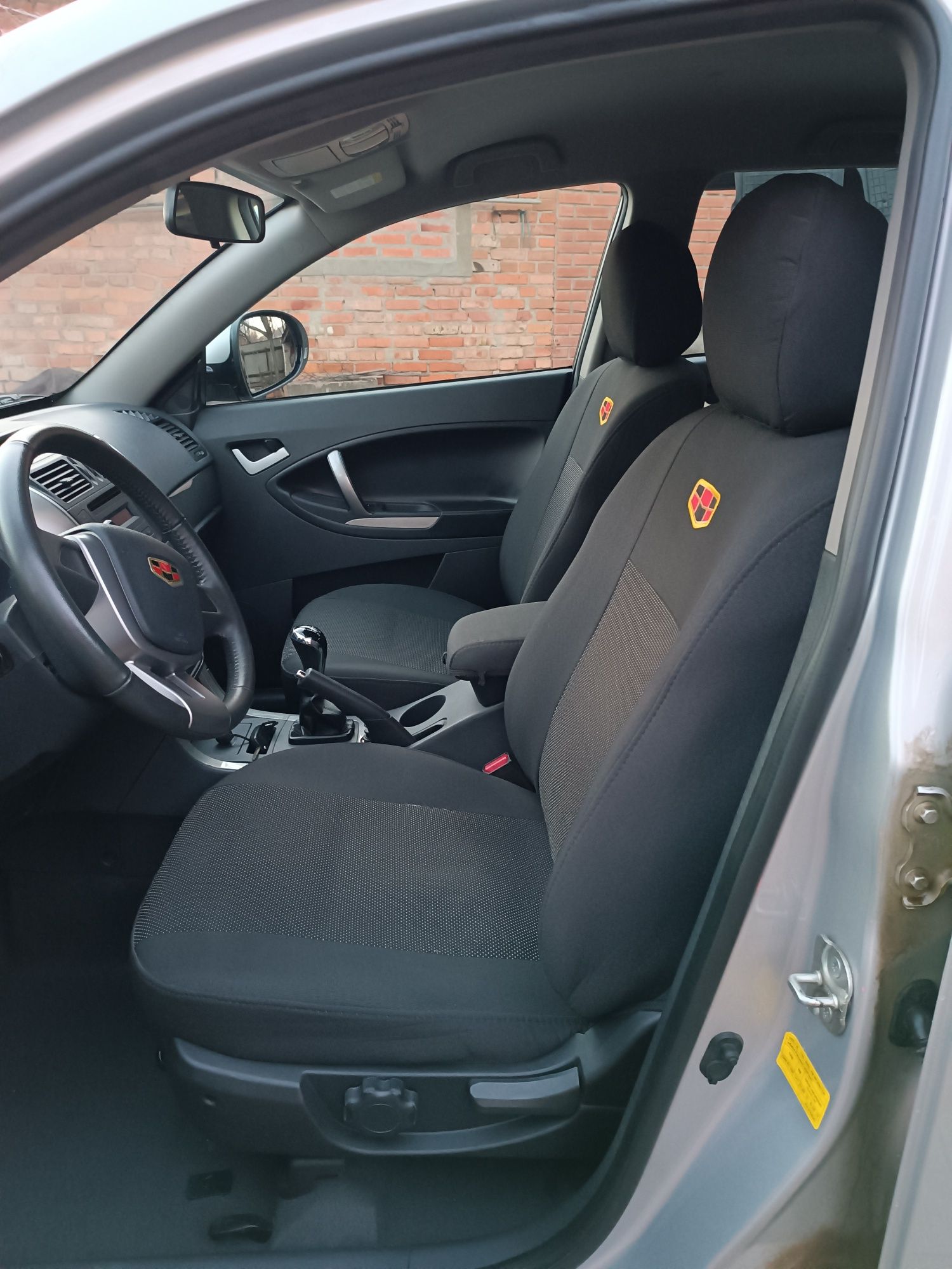 Geely Emgrand x7
