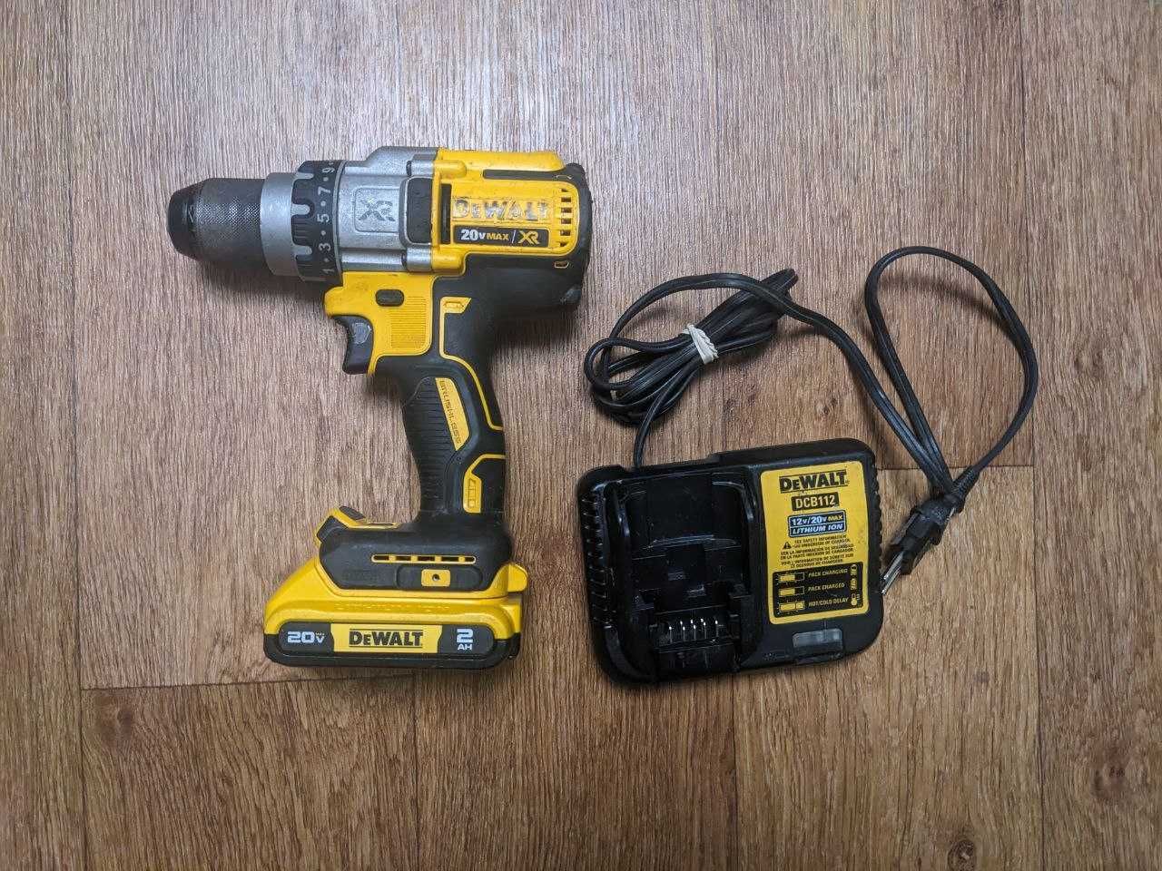 Аккумуляторная бесщеточная дрель-шуруповерт Dewalt DCD991 20V