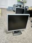 Monitor stary ale sprawny, 3szt,  VGA, 17 lub 19