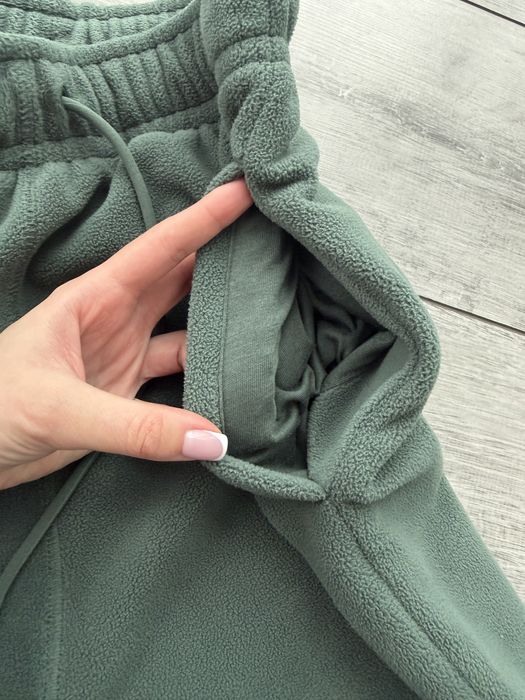 Флісові джогери Nike жіночі