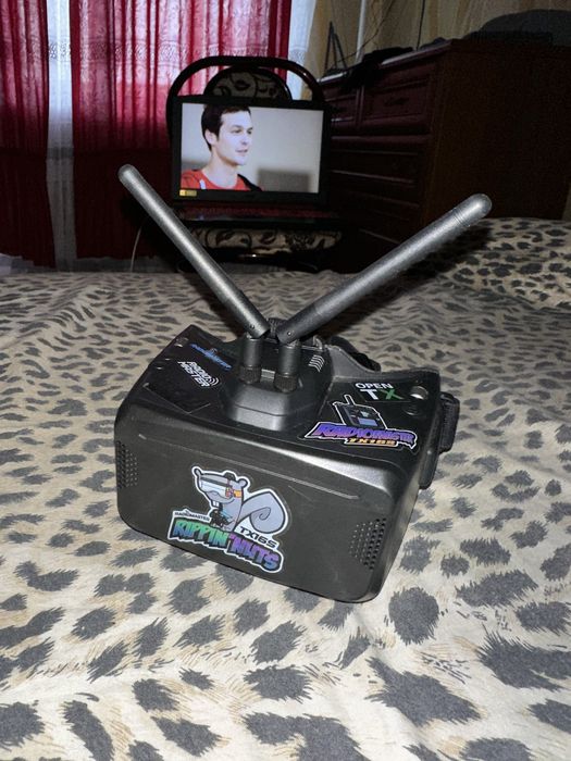 Fpv окуляри скайзон кобра + антена не з комплекту